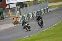 enduro-digital-images;event-digital-images;eventdigitalimages;mallory-park;mallory-park-photographs;mallory-park-trackday;mallory-park-trackday-photographs;no-limits-trackdays;peter-wileman-photography;racing-digital-images;trackday-digital-images;trackday-photos